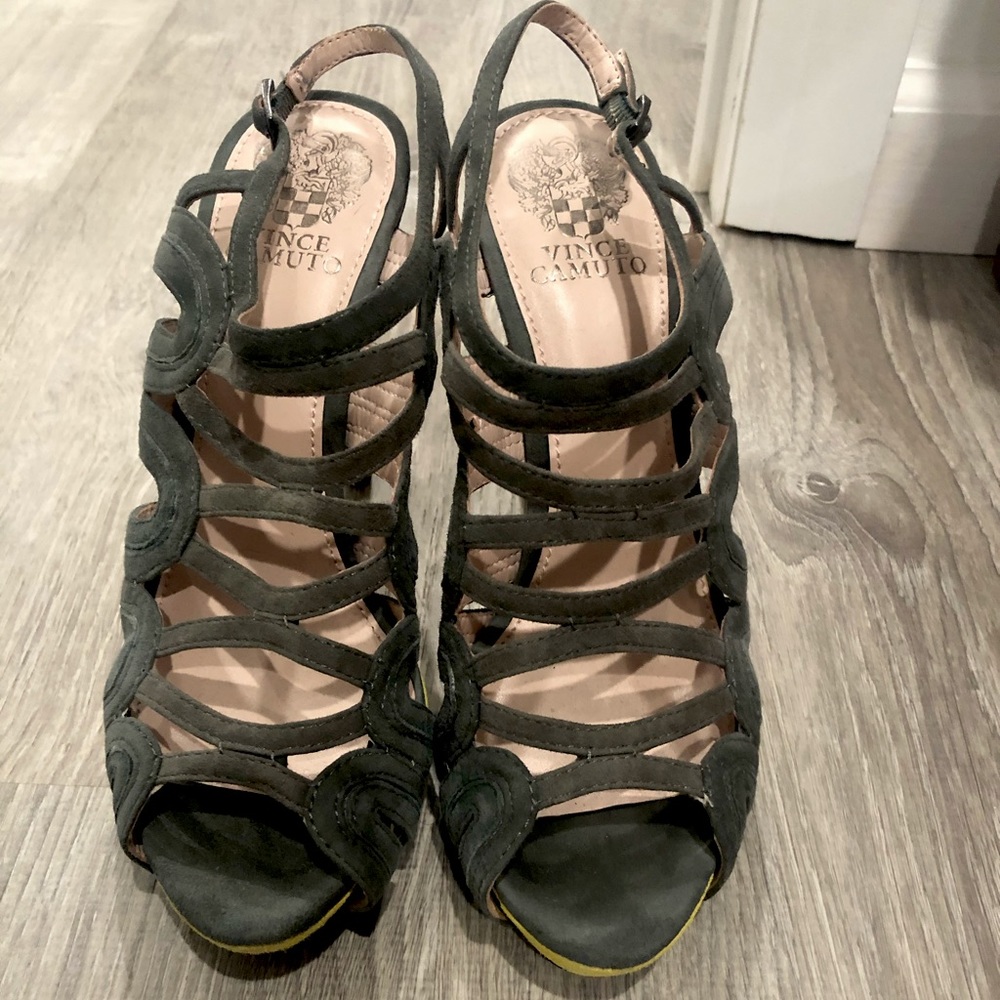 Vince Camuto gray stap heels